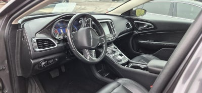2016 Chrysler 200 C Platinum