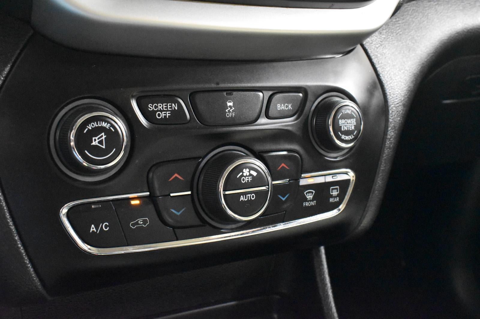 2018 Jeep Cherokee Limited FWD