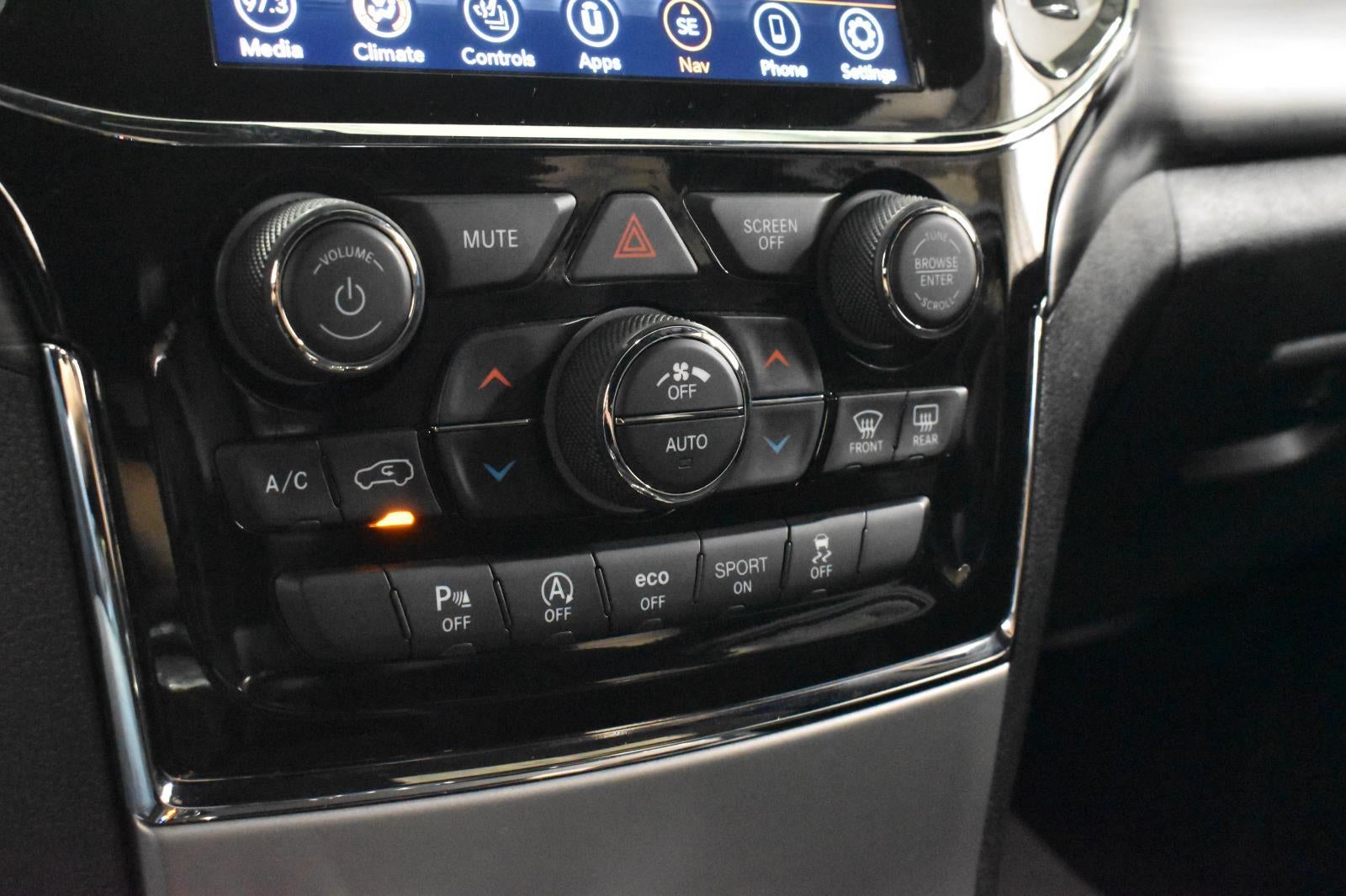 2021 Jeep Grand Cherokee Laredo X 4x4