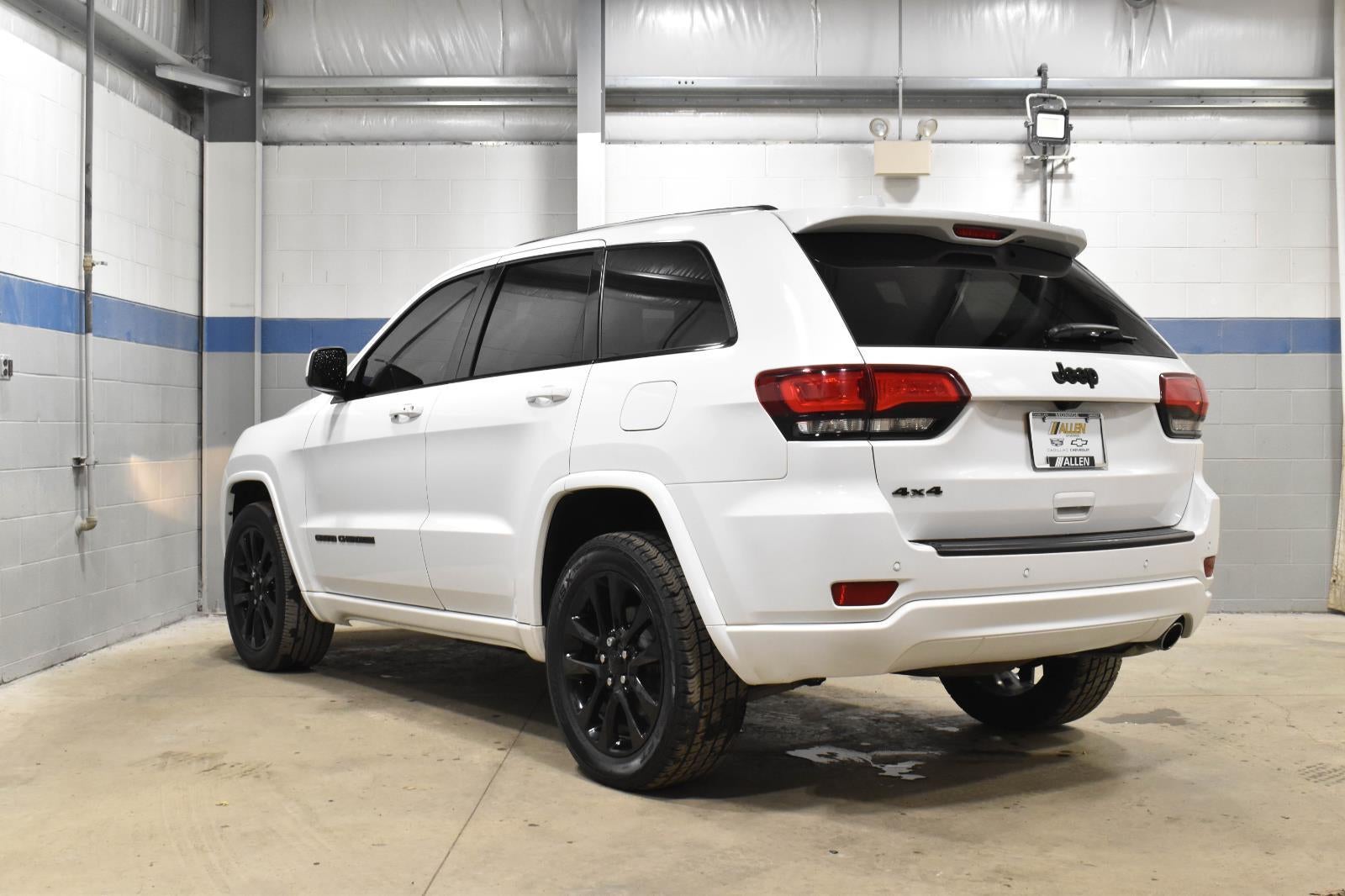 2021 Jeep Grand Cherokee Laredo X 4x4
