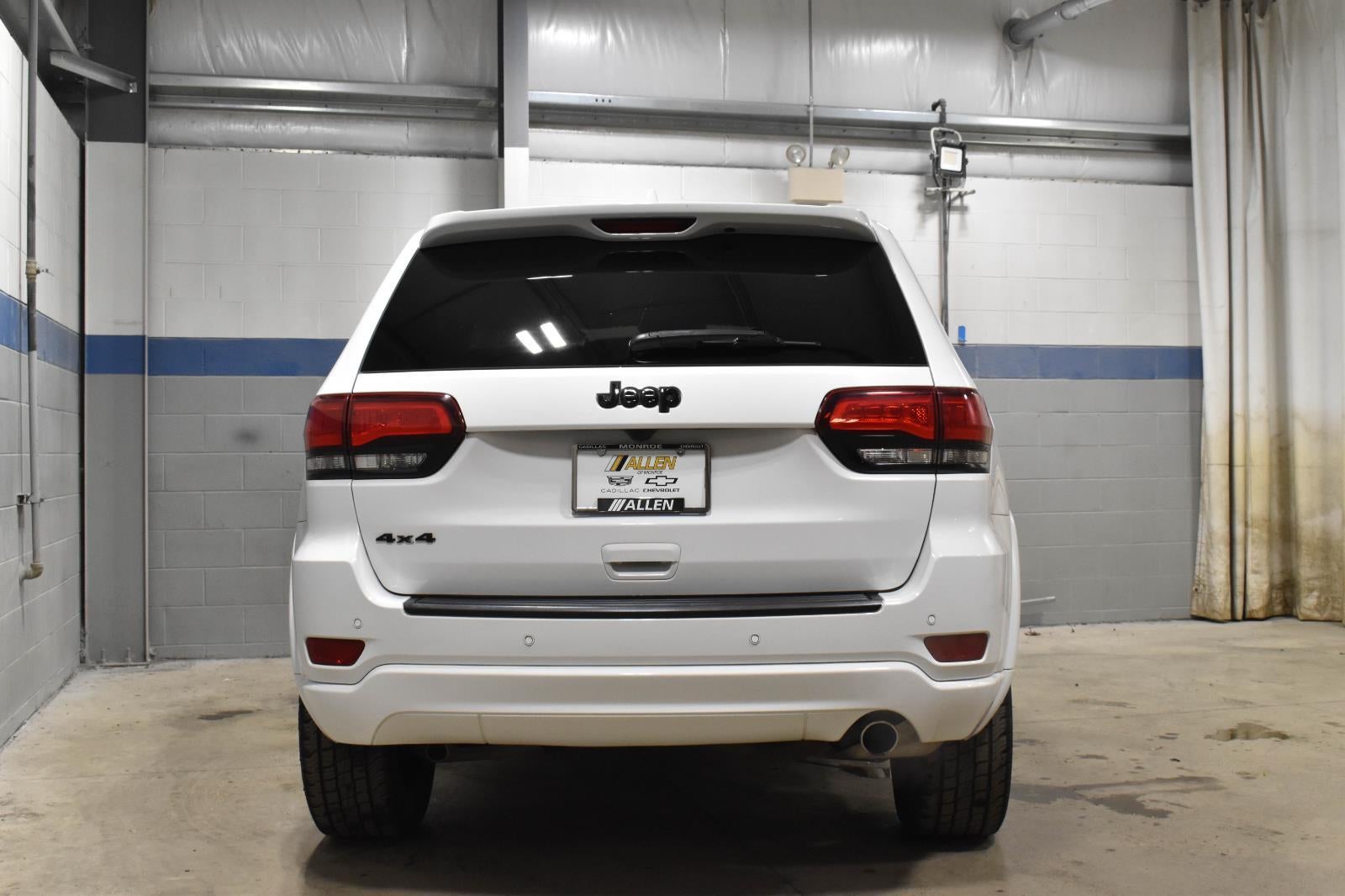 2021 Jeep Grand Cherokee Laredo X 4x4