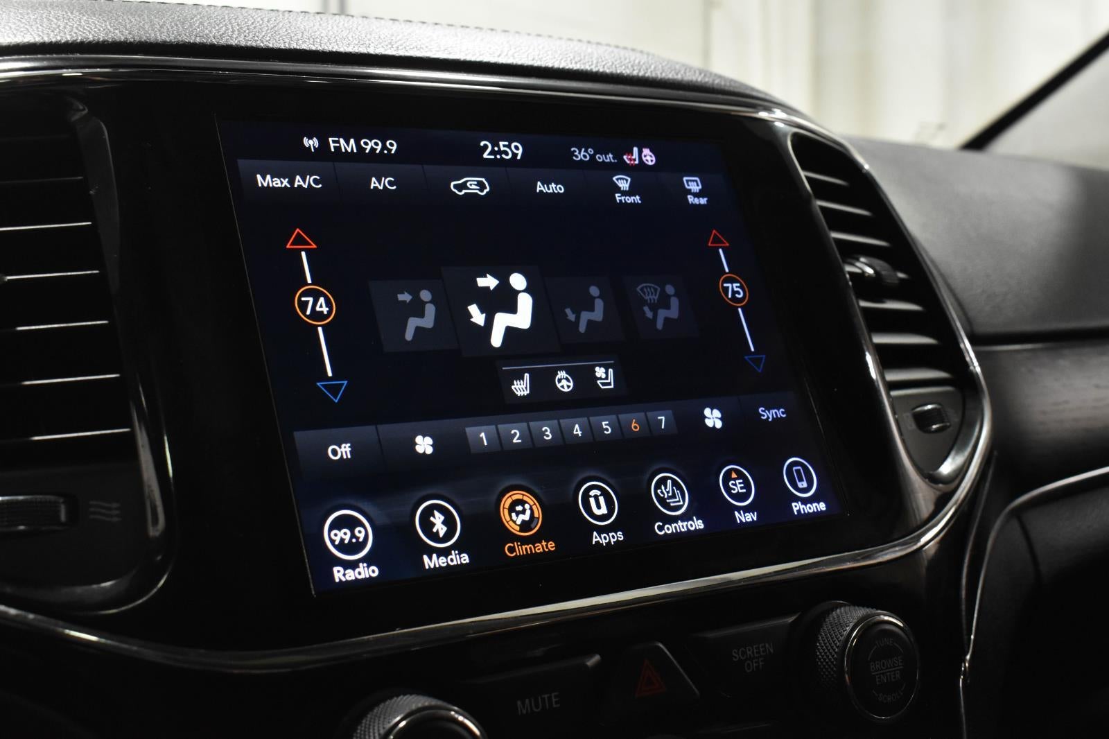 2019 Jeep Grand Cherokee Summit