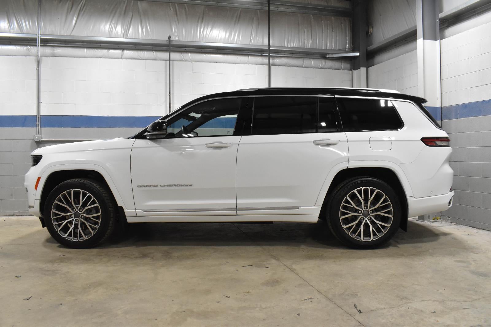 2022 Jeep Grand Cherokee L Summit