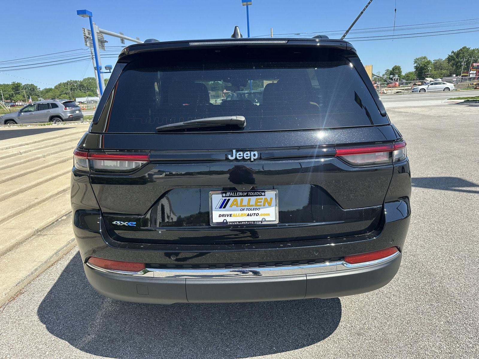 2025 Jeep Grand Cherokee 4xe NA