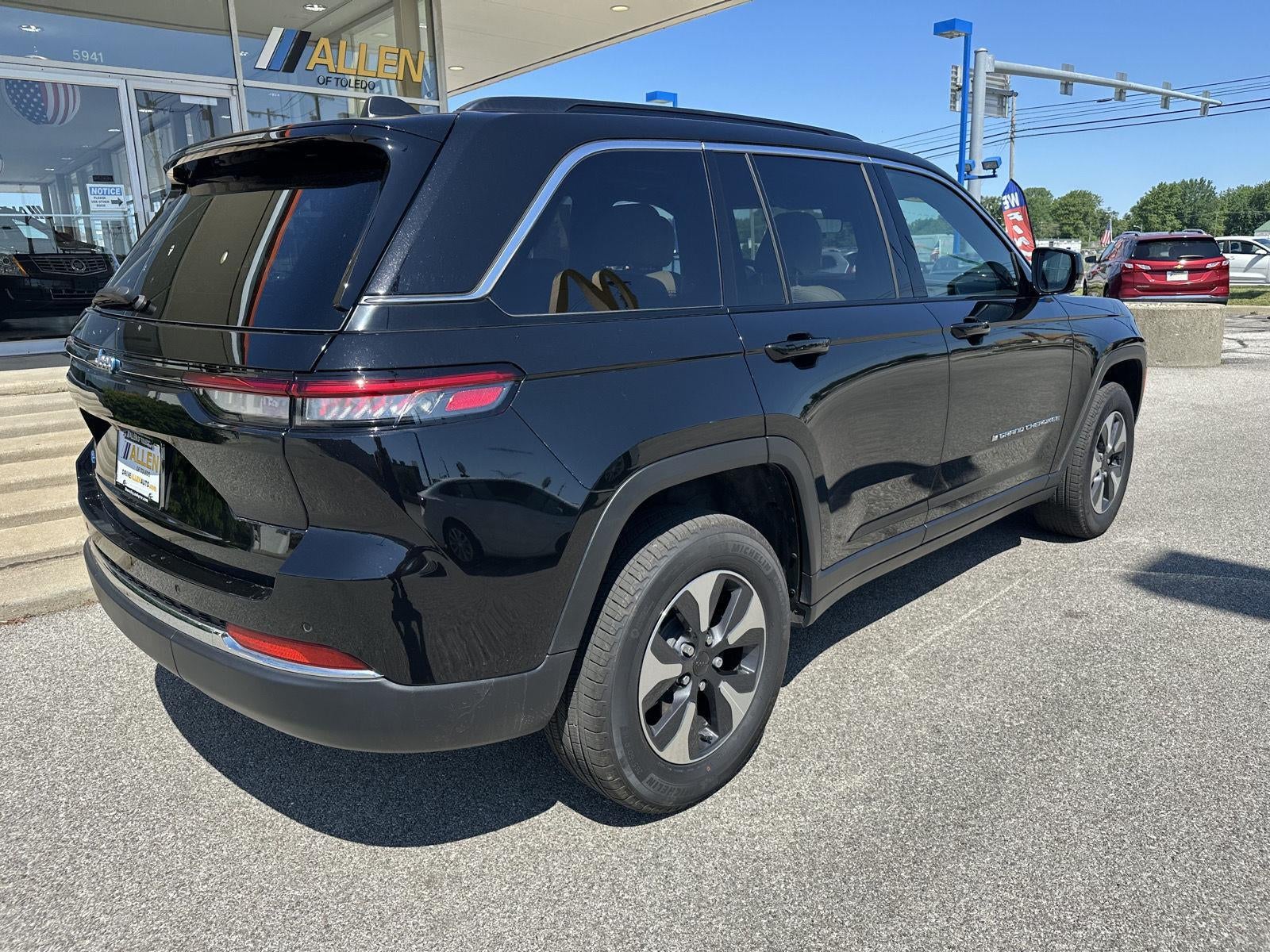 2025 Jeep Grand Cherokee 4xe NA