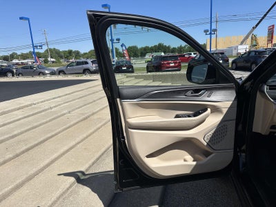 2025 Jeep Grand Cherokee 4xe NA
