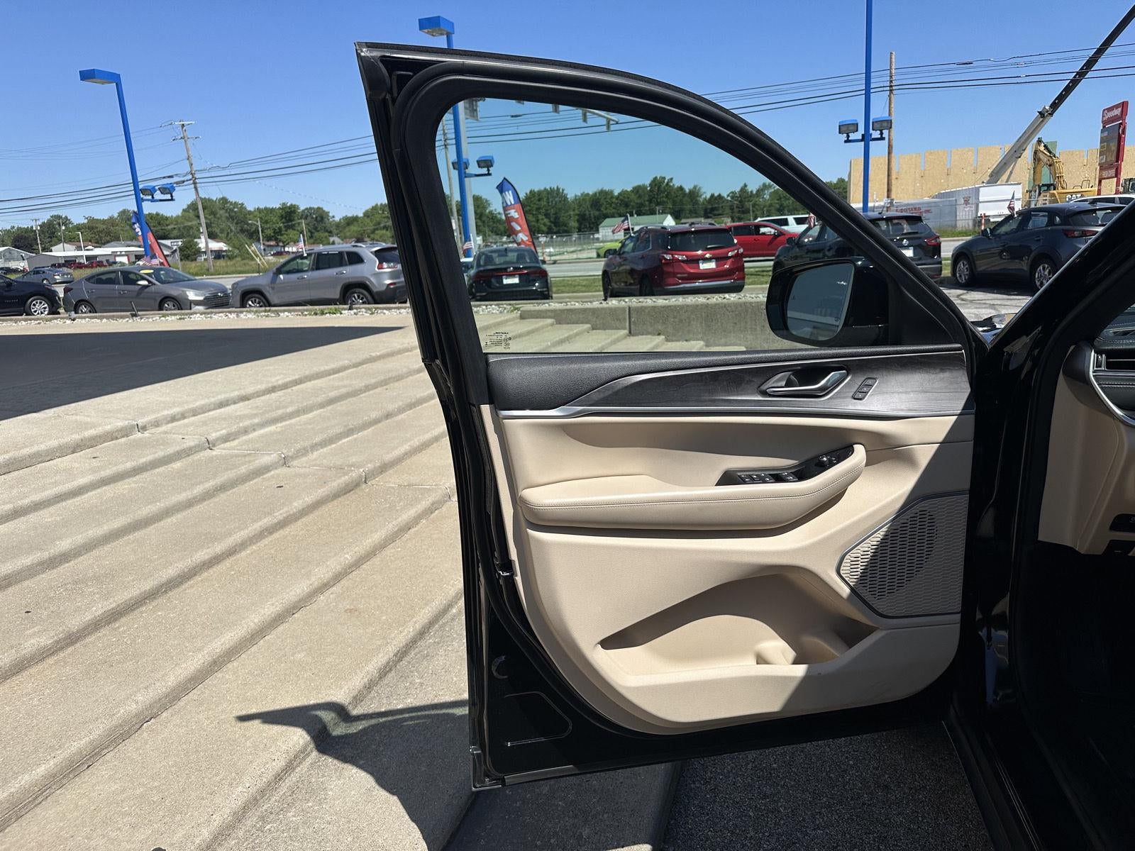 2025 Jeep Grand Cherokee 4xe NA