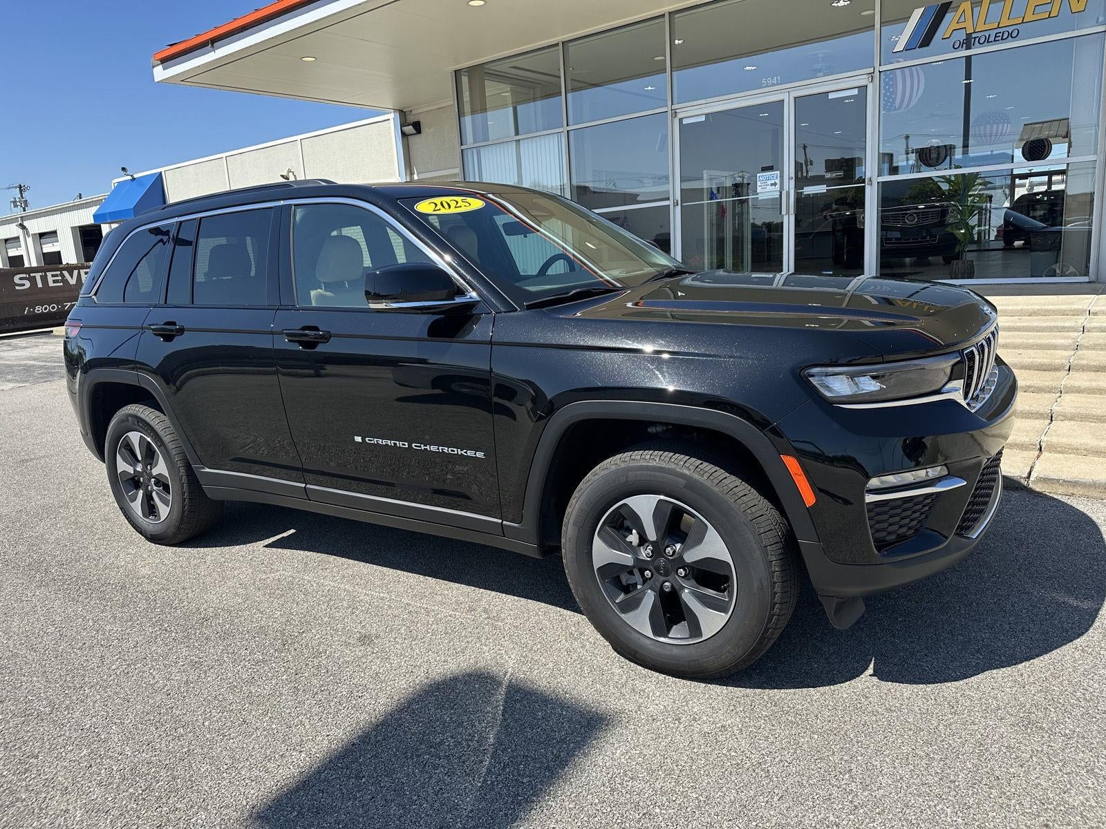 2025 Jeep Grand Cherokee 4xe NA