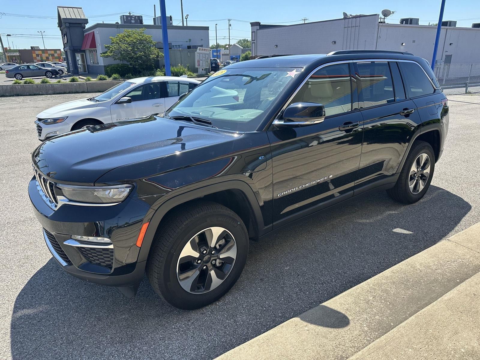 2025 Jeep Grand Cherokee 4xe NA