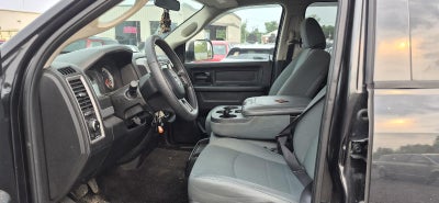2017 RAM 1500 Express Crew Cab 4x4 5'7" Box