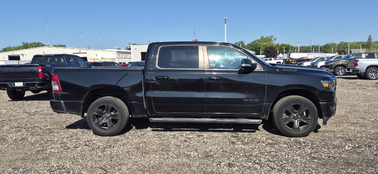 2021 RAM 1500 Big Horn Crew Cab 4x4 5'7" Box