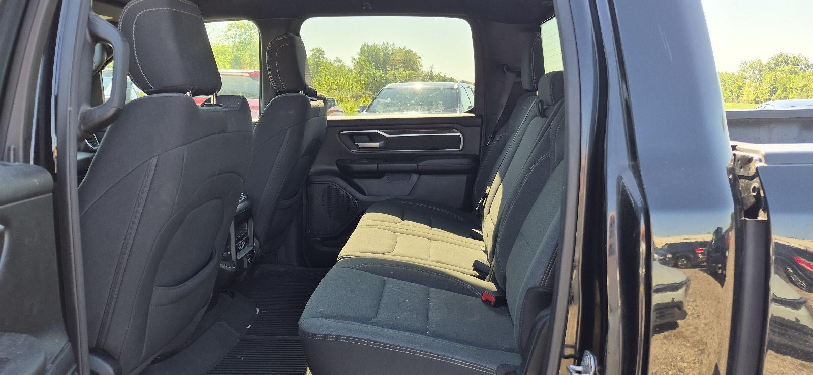2021 RAM 1500 Big Horn Crew Cab 4x4 5'7" Box