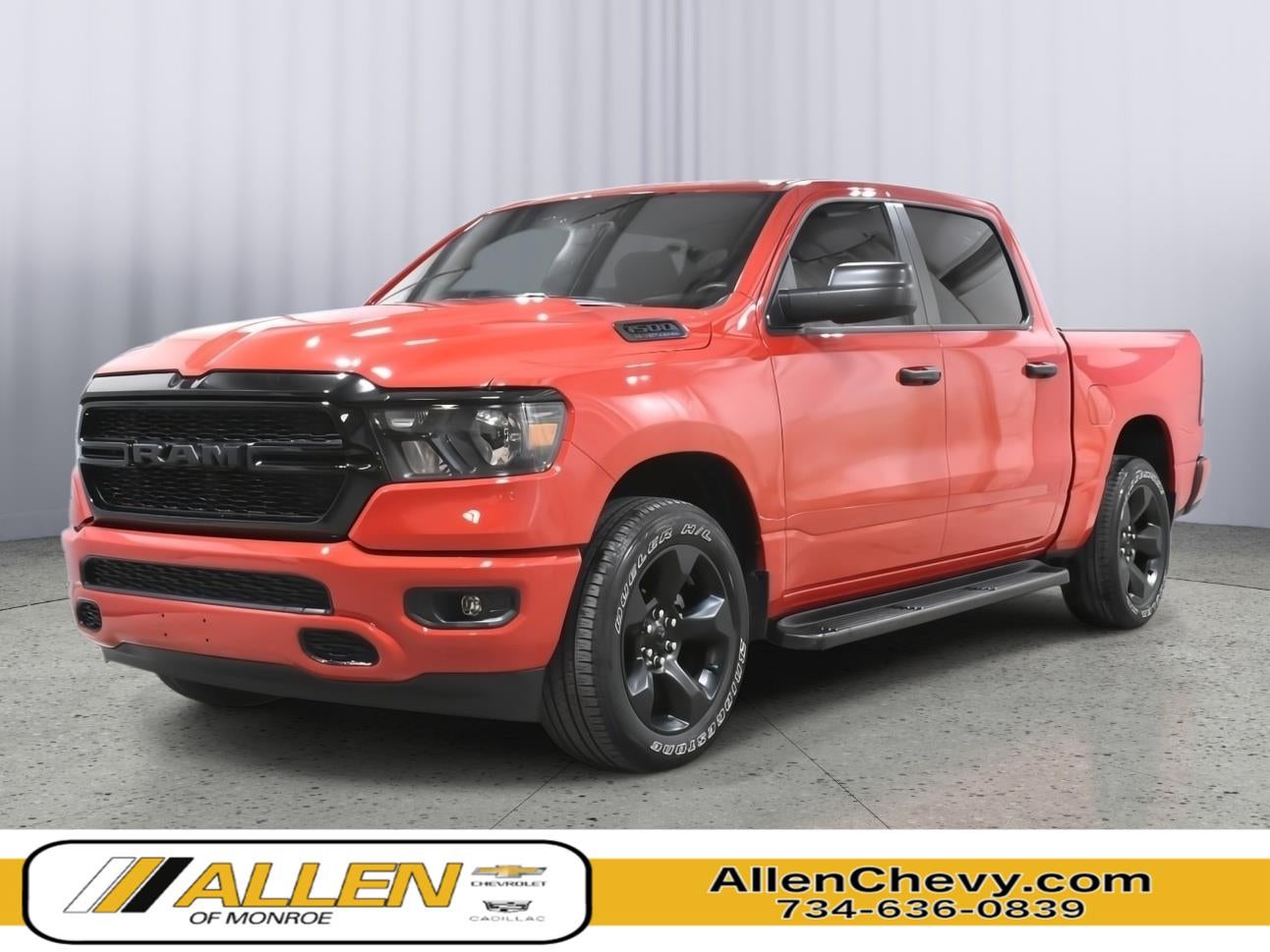 2024 RAM 1500 Tradesman Crew Cab 4x4 5'7" Box