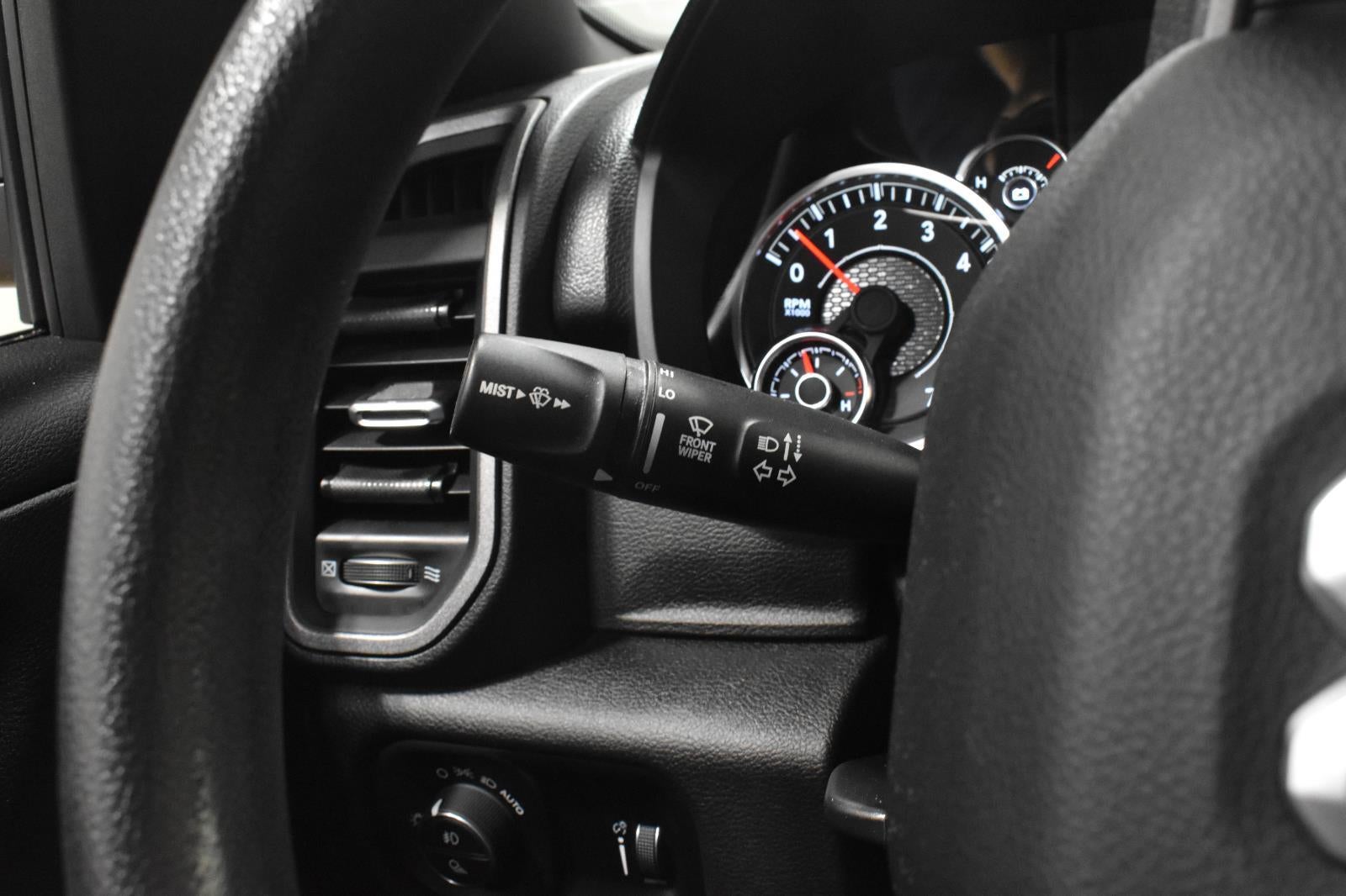 2024 RAM 1500 Tradesman Crew Cab 4x4 5'7" Box
