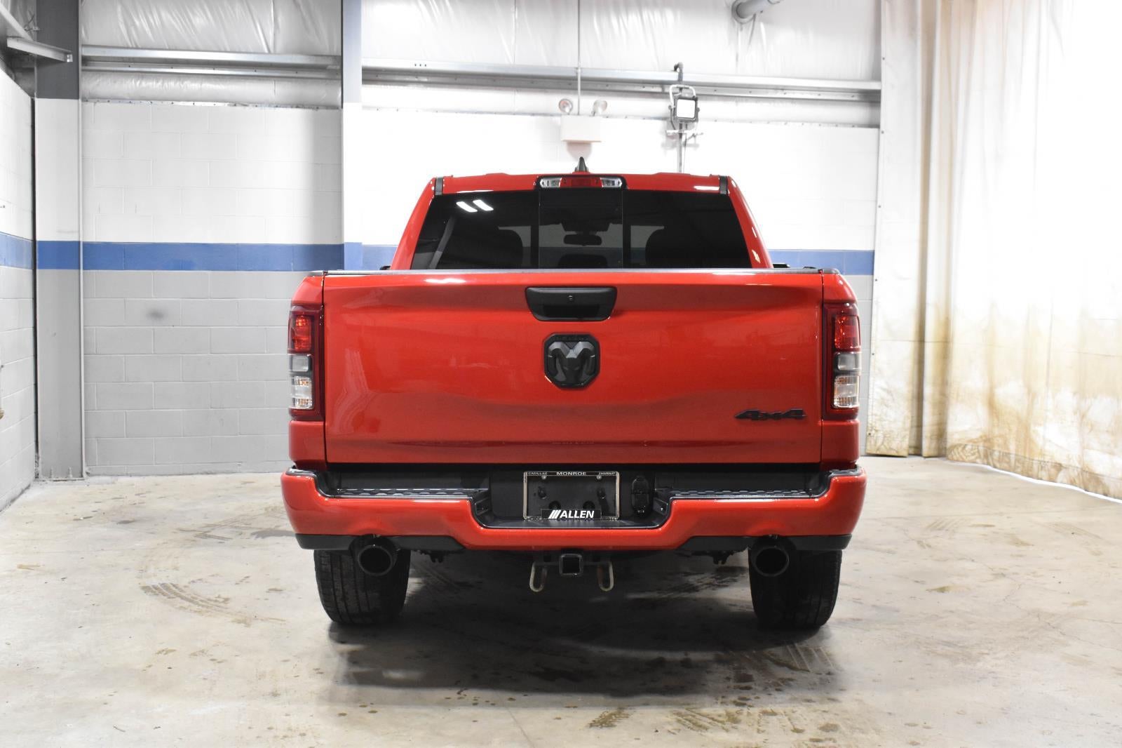2024 RAM 1500 Tradesman Crew Cab 4x4 5'7" Box