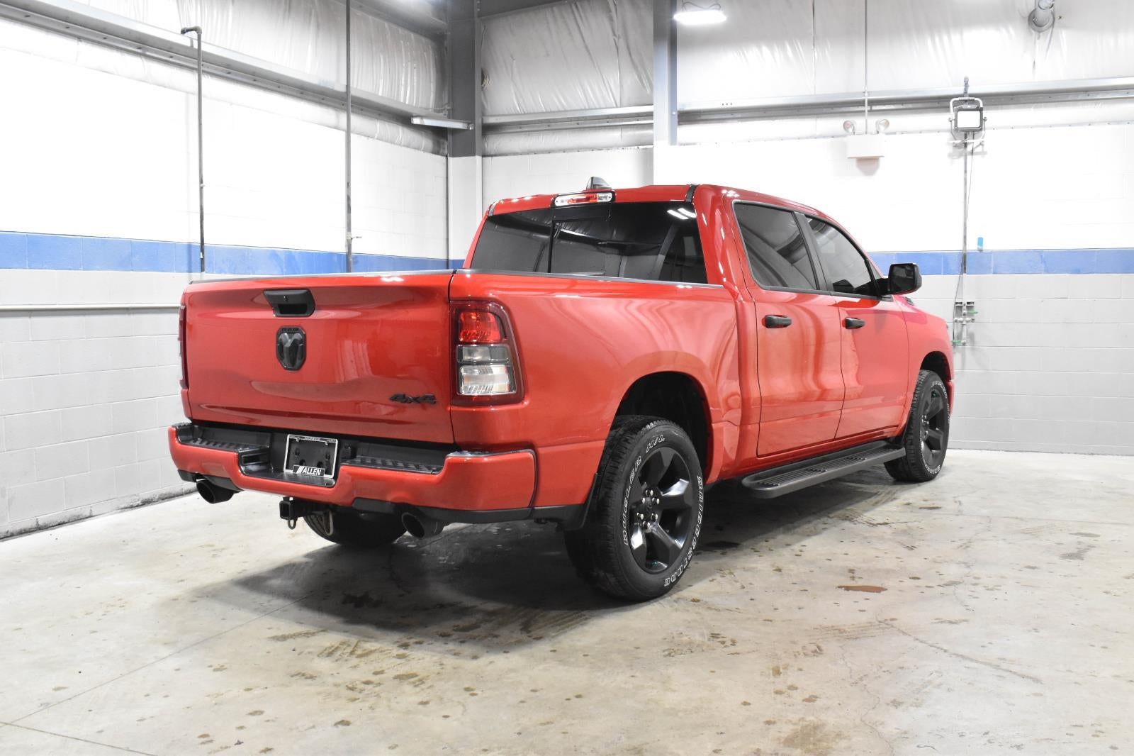 2024 RAM 1500 Tradesman Crew Cab 4x4 5'7" Box
