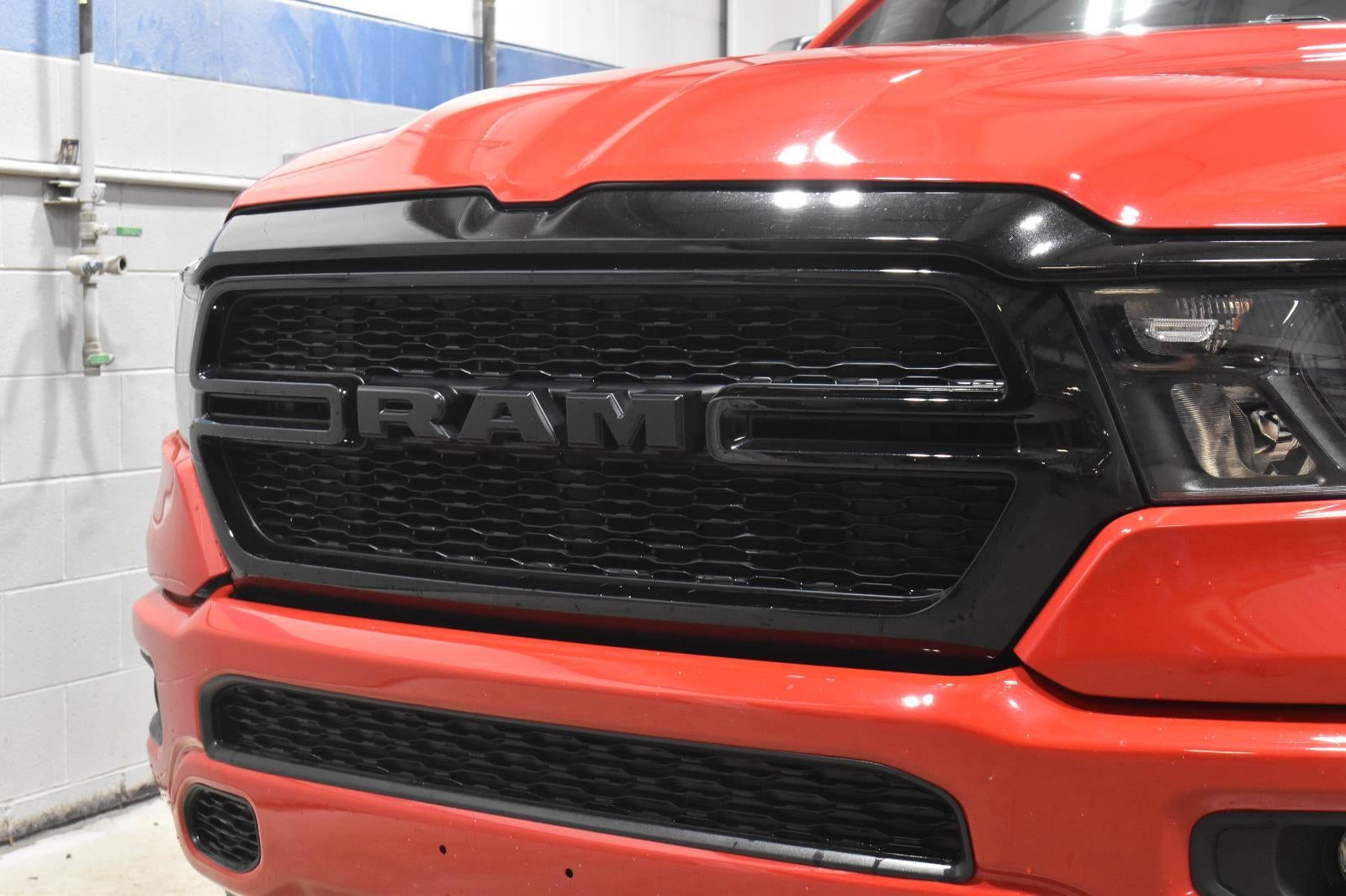 2024 RAM 1500 Tradesman Crew Cab 4x4 5'7" Box