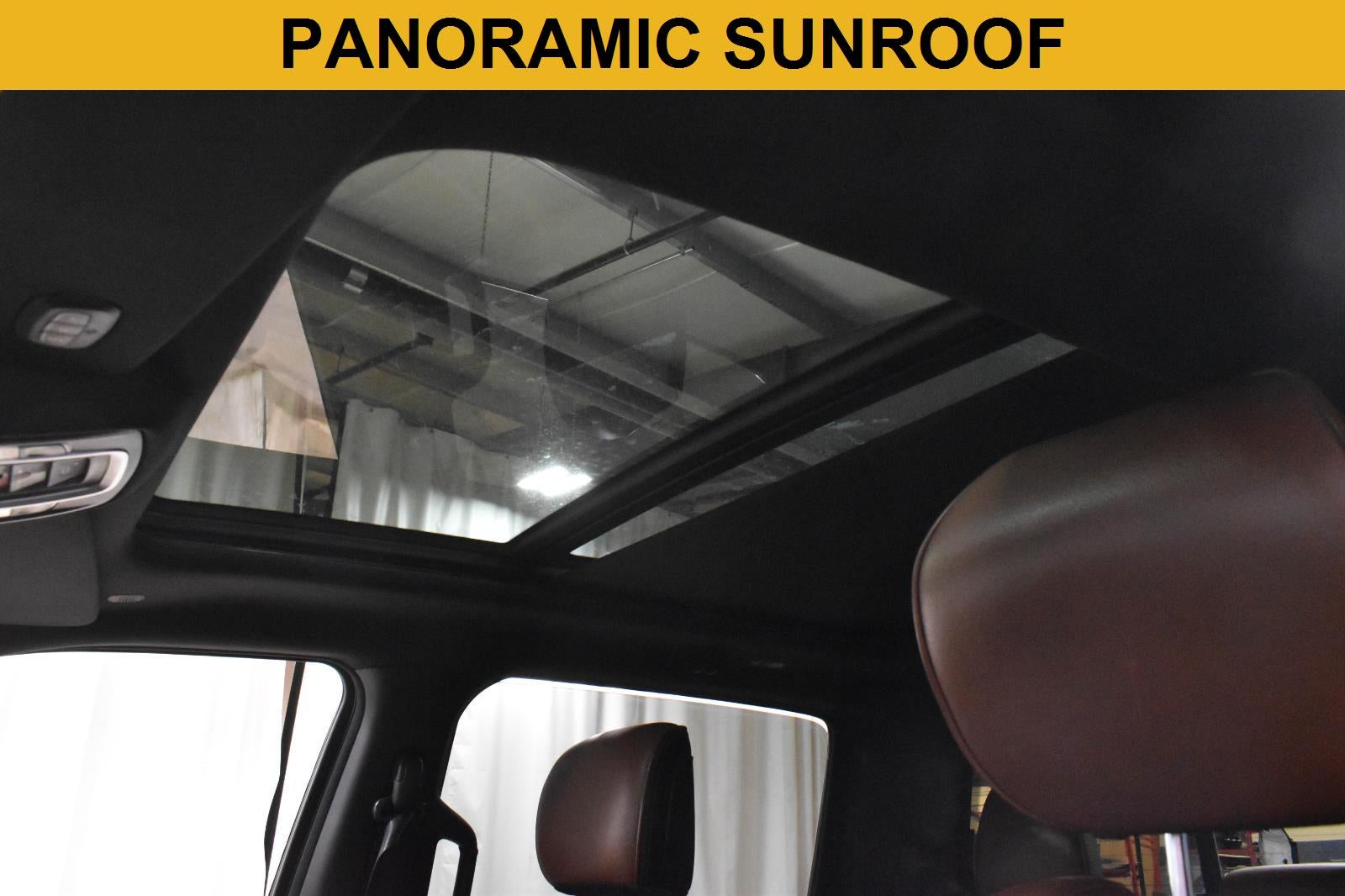 2020 RAM 1500 Laramie Longhorn Crew Cab 4x4 5'7" Box