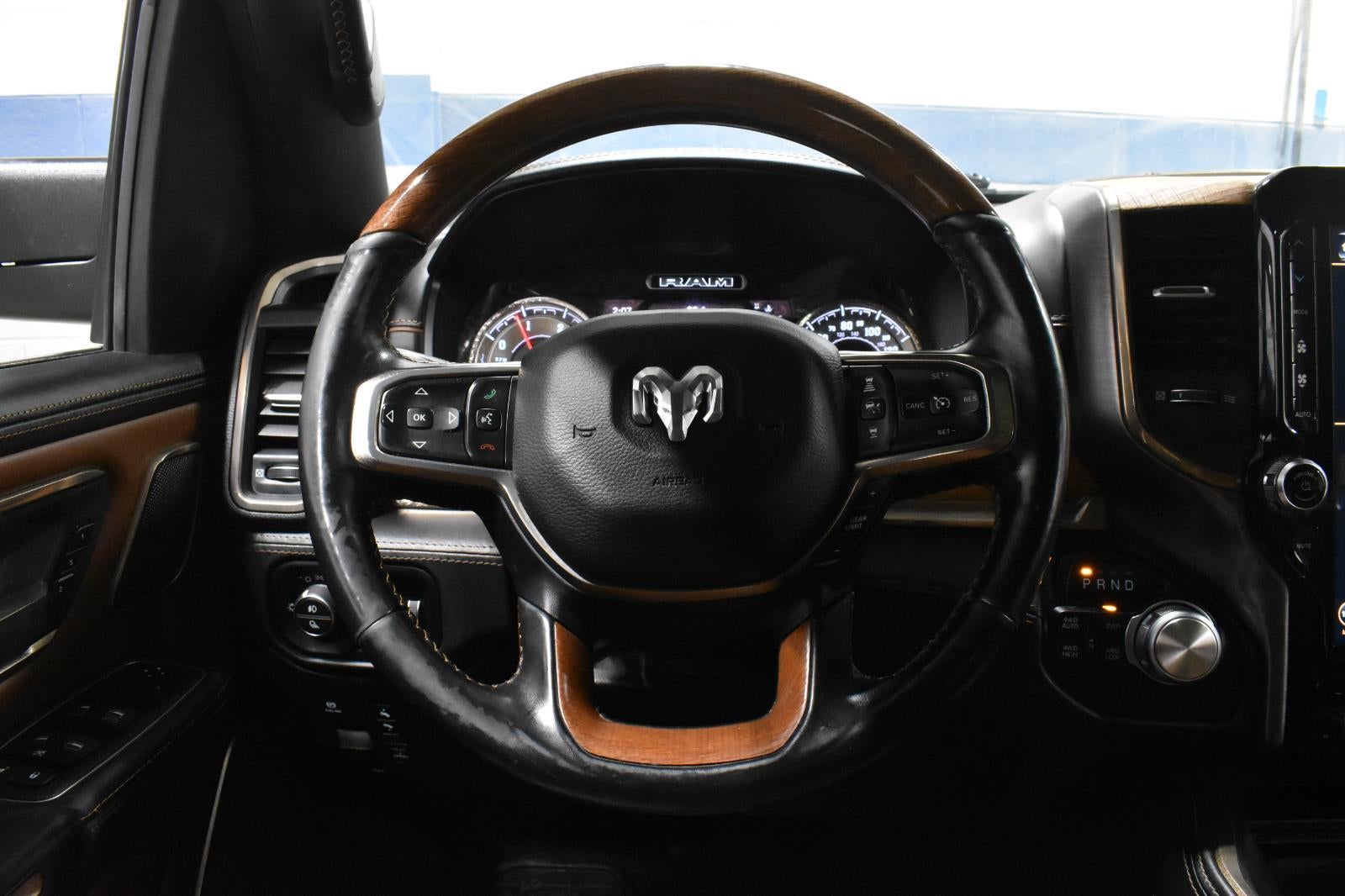 2020 RAM 1500 Laramie Longhorn Crew Cab 4x4 5'7" Box