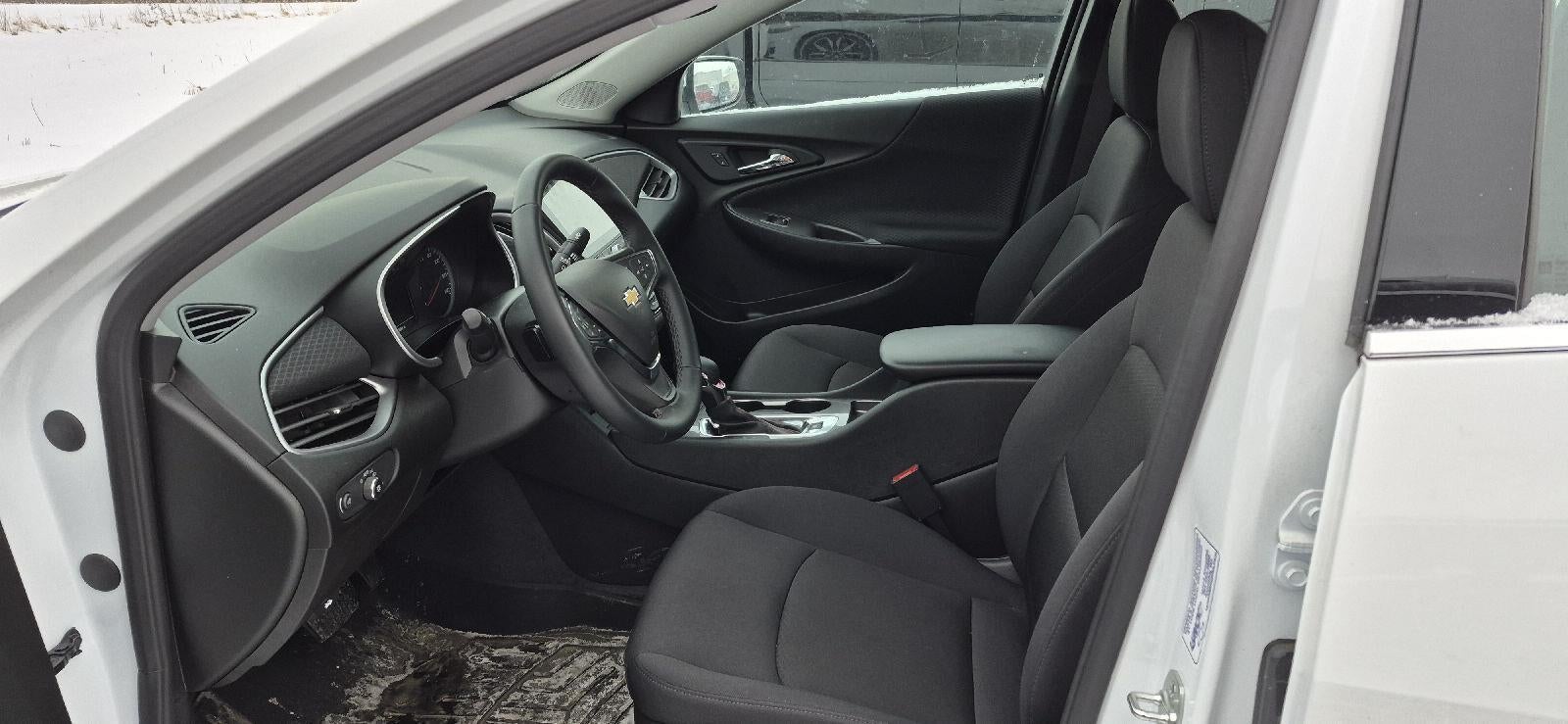 2025 Chevrolet Malibu RS