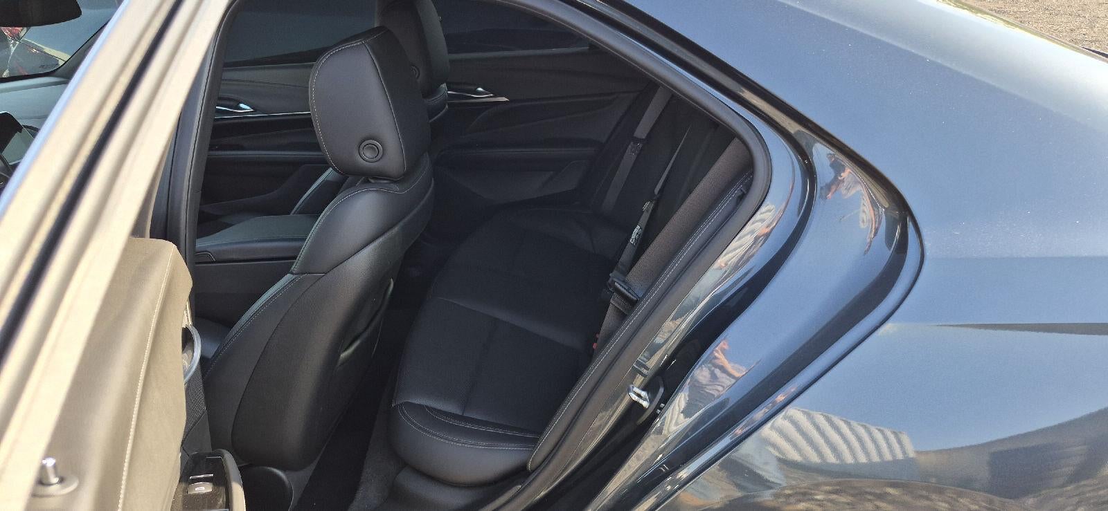 2022 Cadillac CT4 Premium Luxury