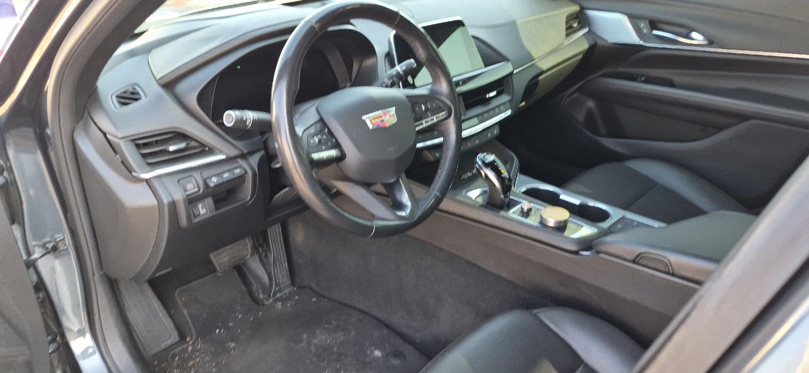 2022 Cadillac CT4 Premium Luxury