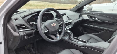 2023 Cadillac CT4 Luxury