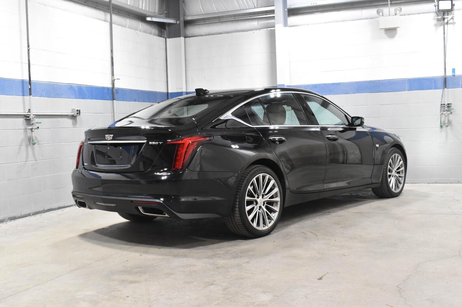 2022 Cadillac CT5 Premium Luxury