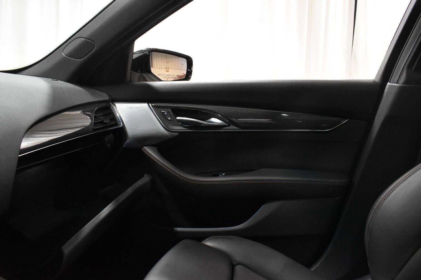 2022 Cadillac CT5 Sport