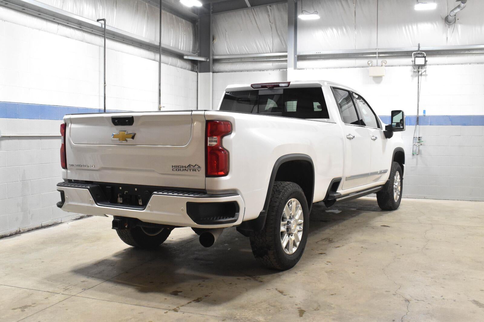 2024 Chevrolet Silverado 3500 HD High Country