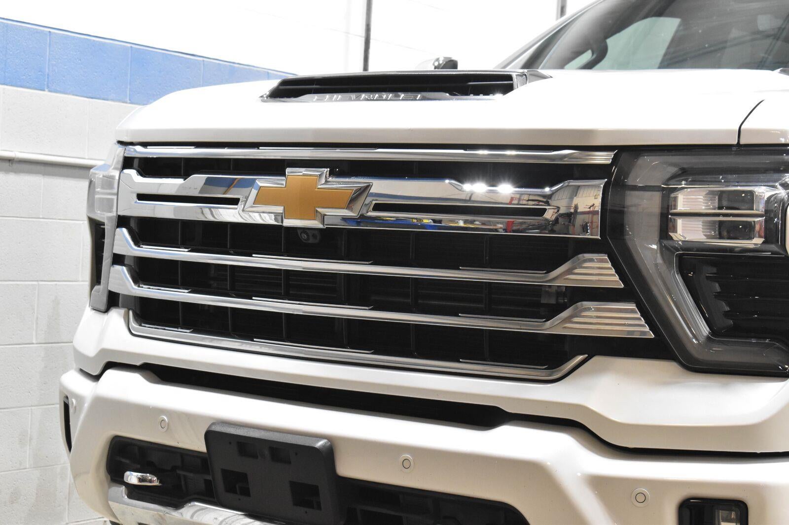 2024 Chevrolet Silverado 3500 HD High Country