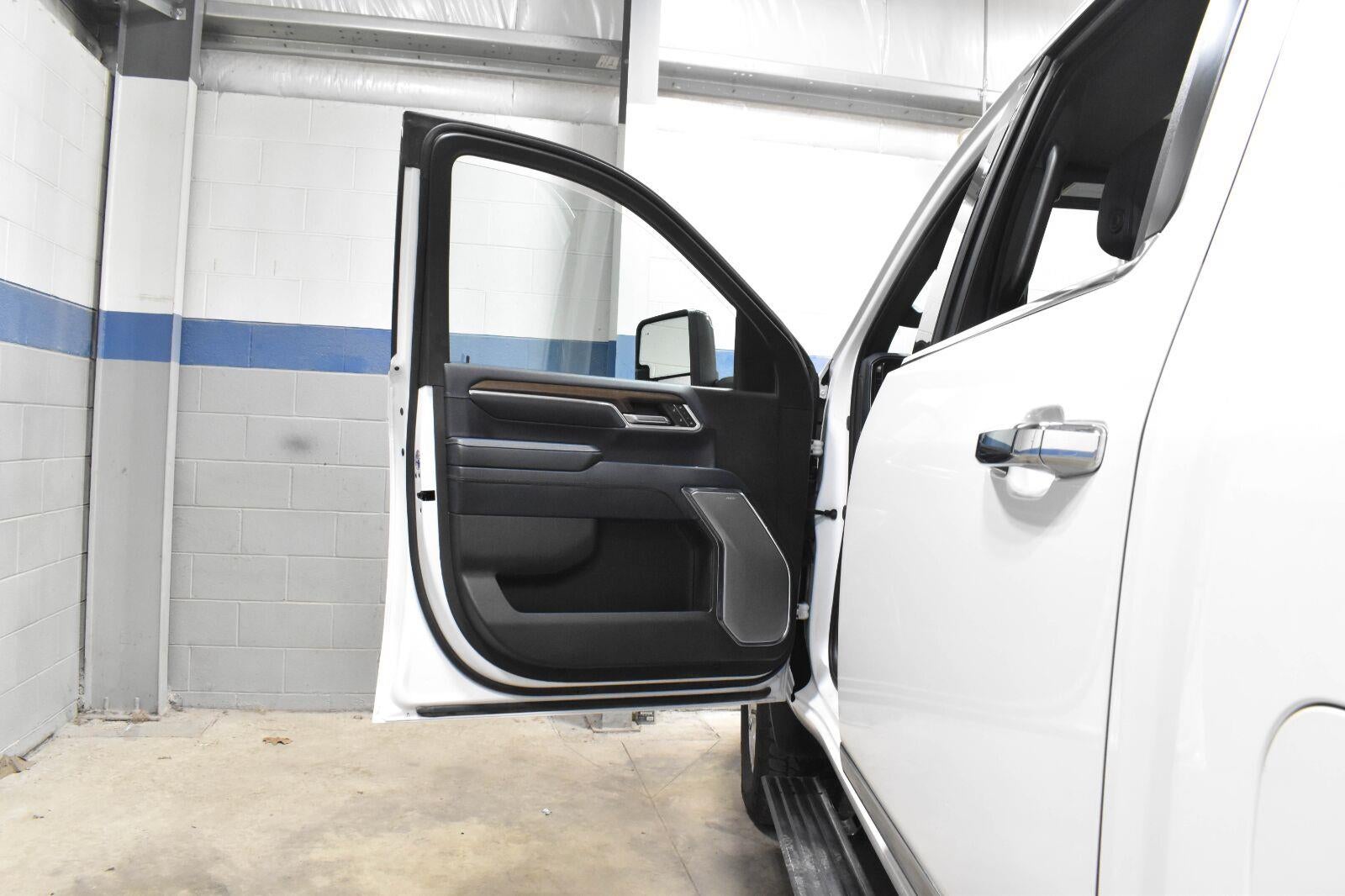 2024 Chevrolet Silverado 3500 HD High Country