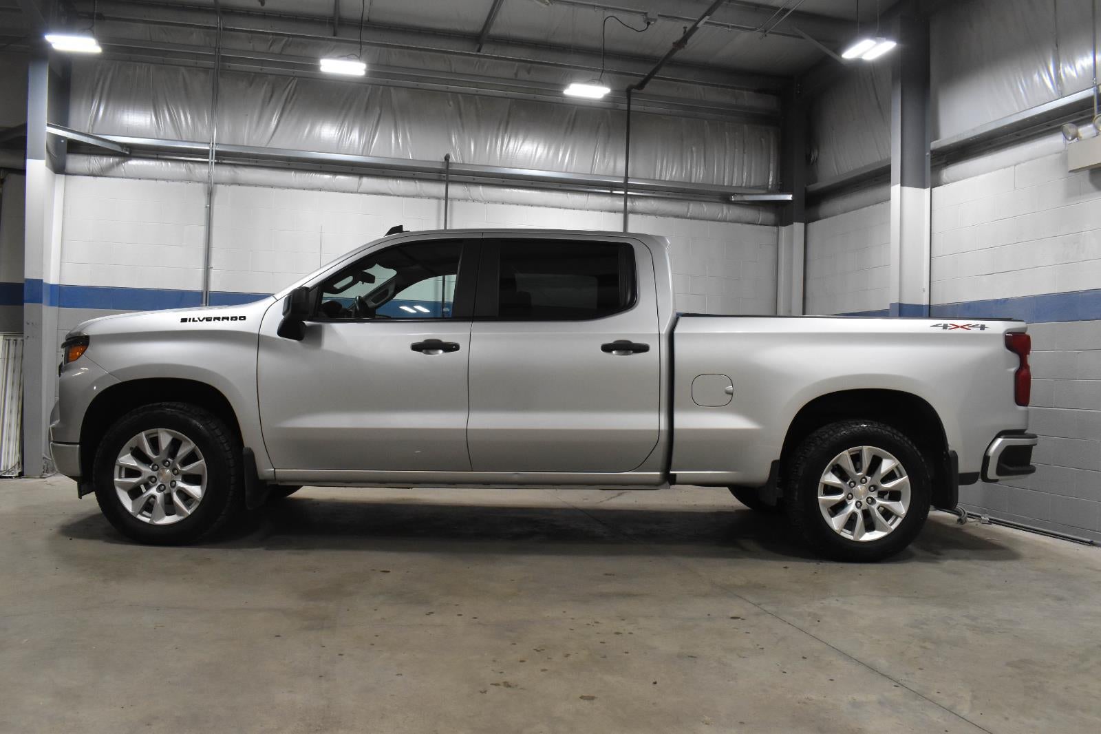 2022 Chevrolet Silverado 1500 Custom
