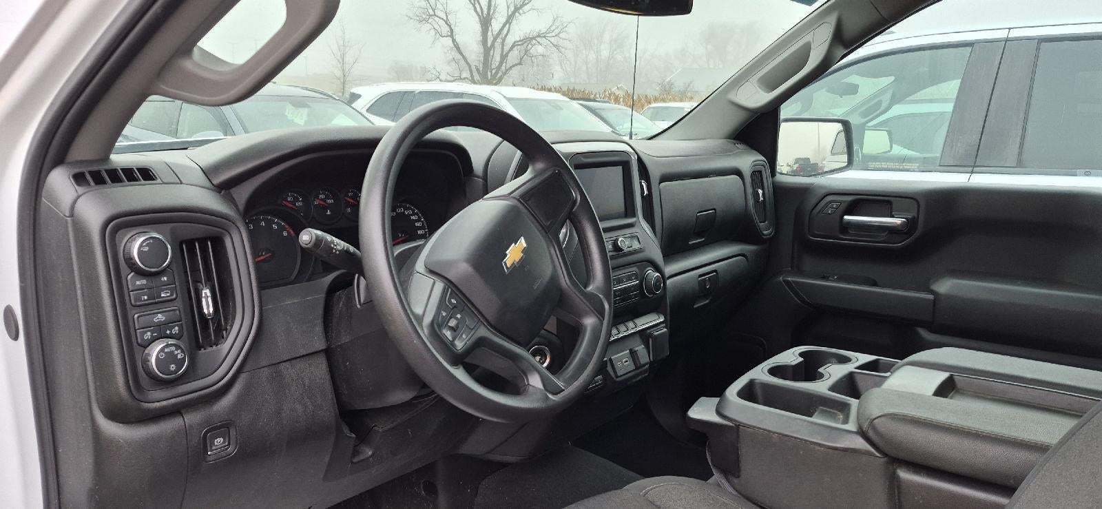 2024 Chevrolet Silverado 1500 Custom