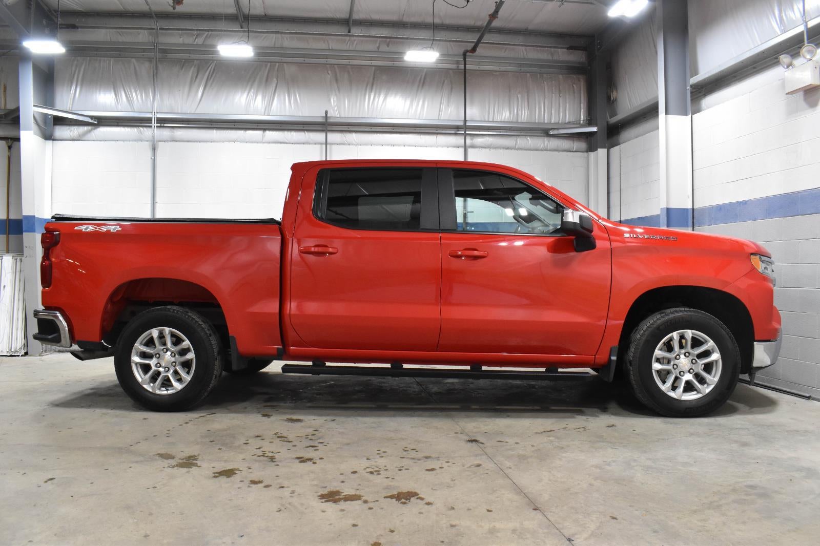 2022 Chevrolet Silverado 1500 LT (2FL)