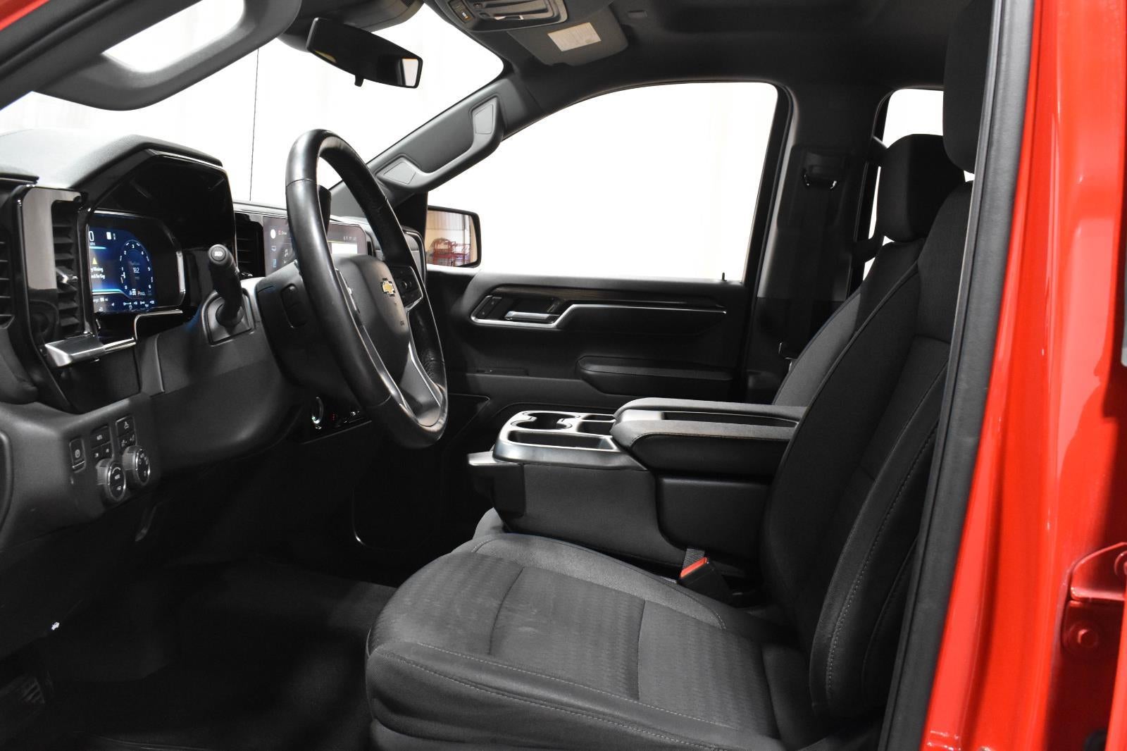 2022 Chevrolet Silverado 1500 LT (2FL)