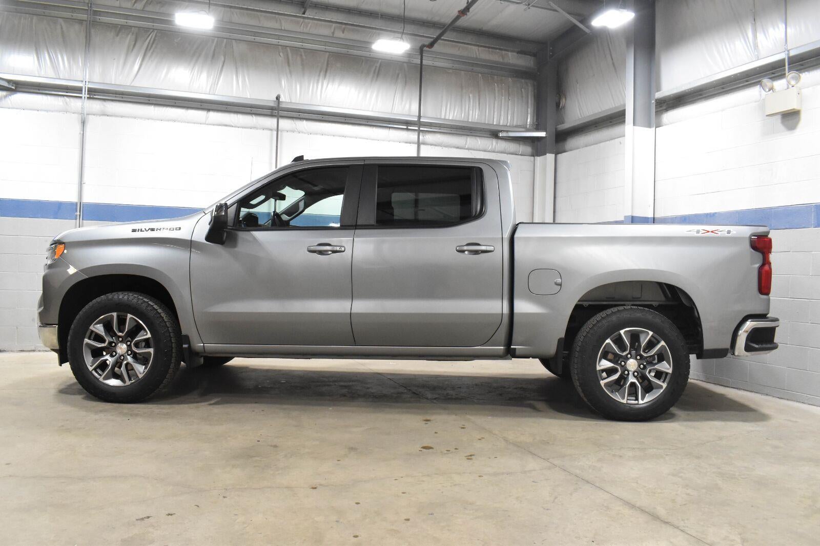 2023 Chevrolet Silverado 1500 LT (2FL)