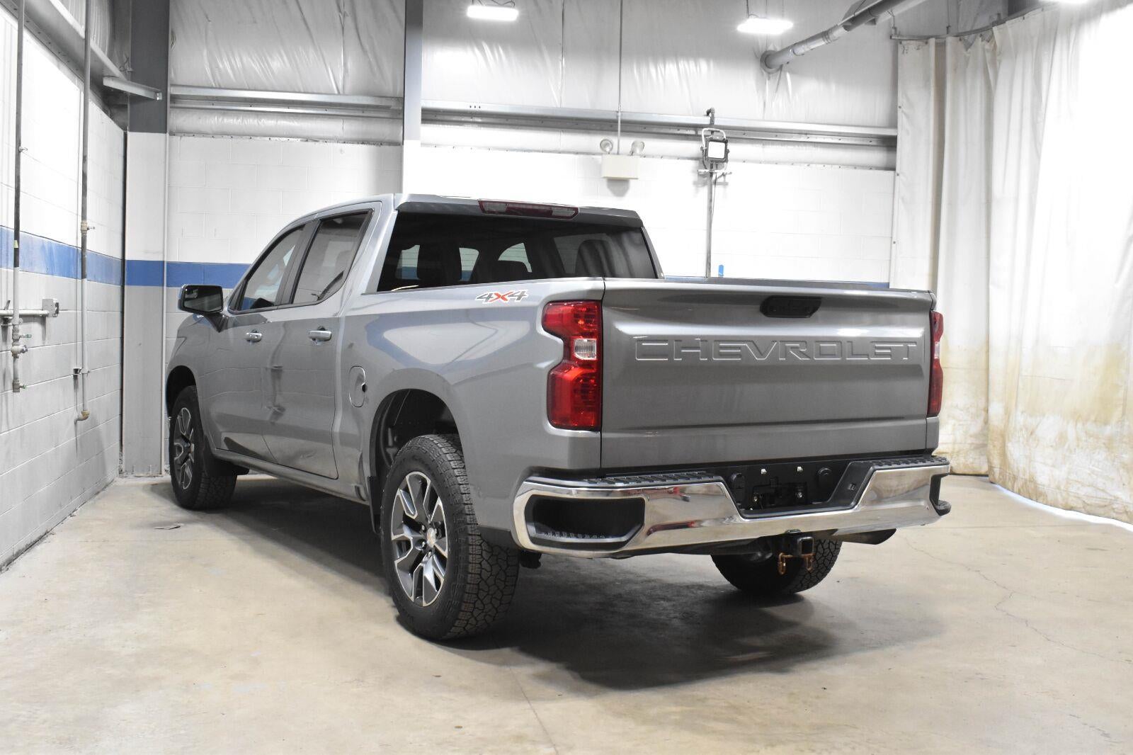 2023 Chevrolet Silverado 1500 LT (2FL)