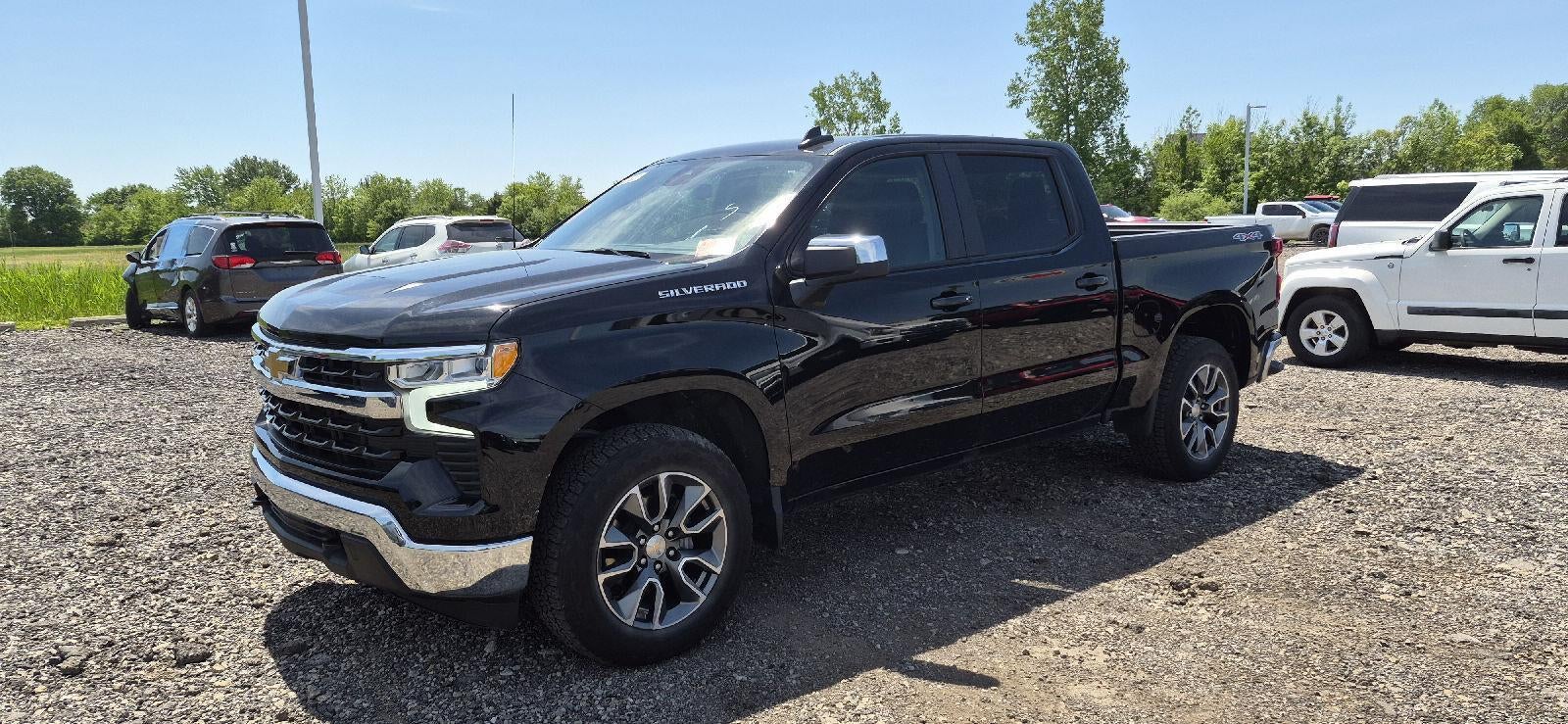 2024 Chevrolet Silverado 1500 LT (2FL)