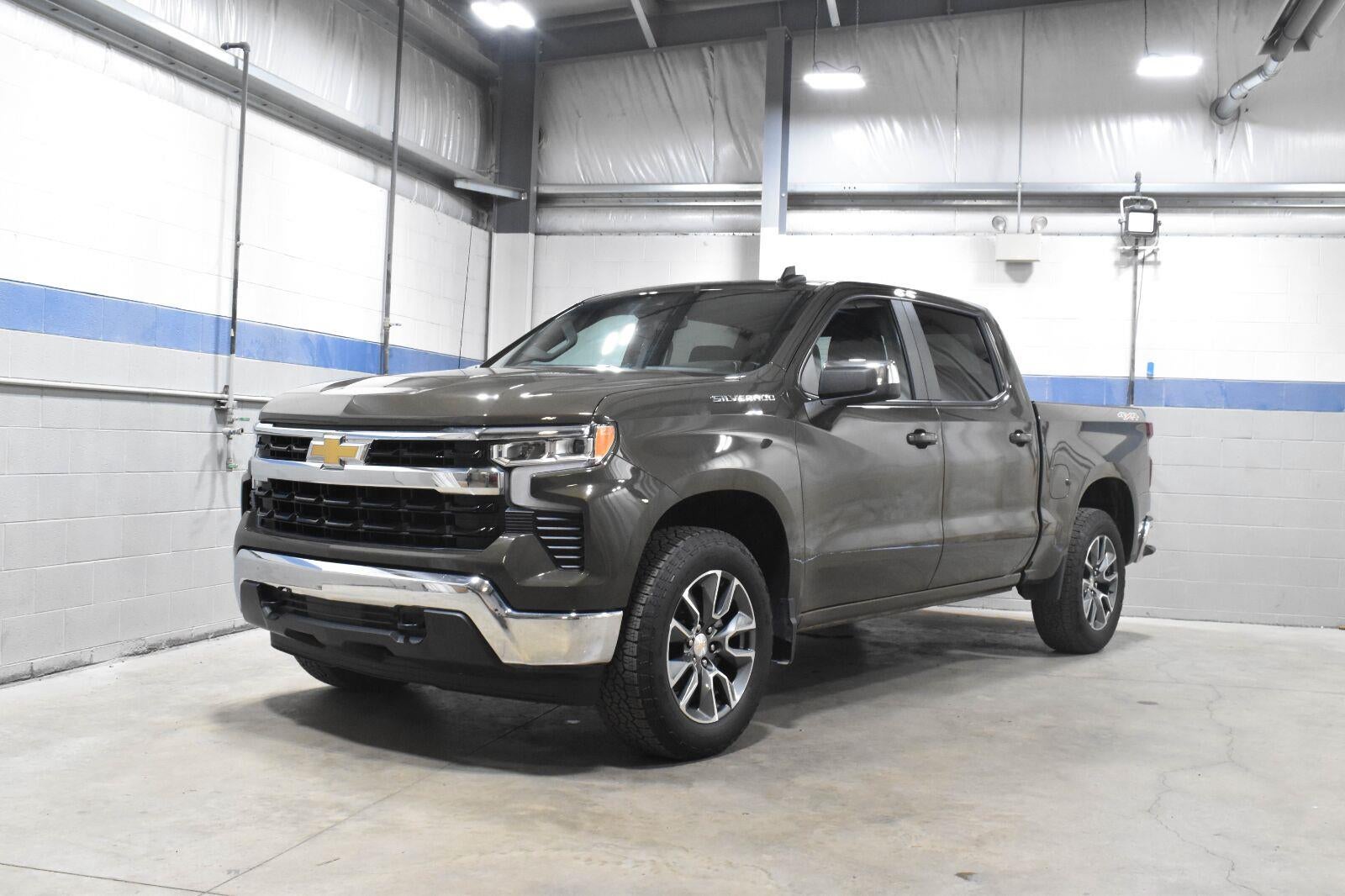 2023 Chevrolet Silverado 1500 LT (2FL)