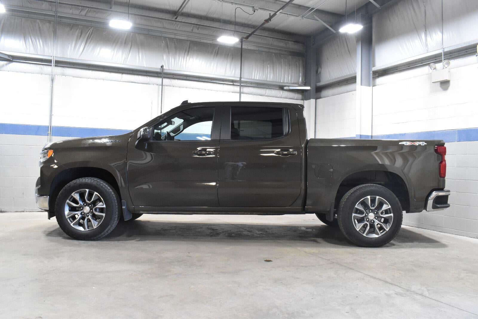 2023 Chevrolet Silverado 1500 LT (2FL)