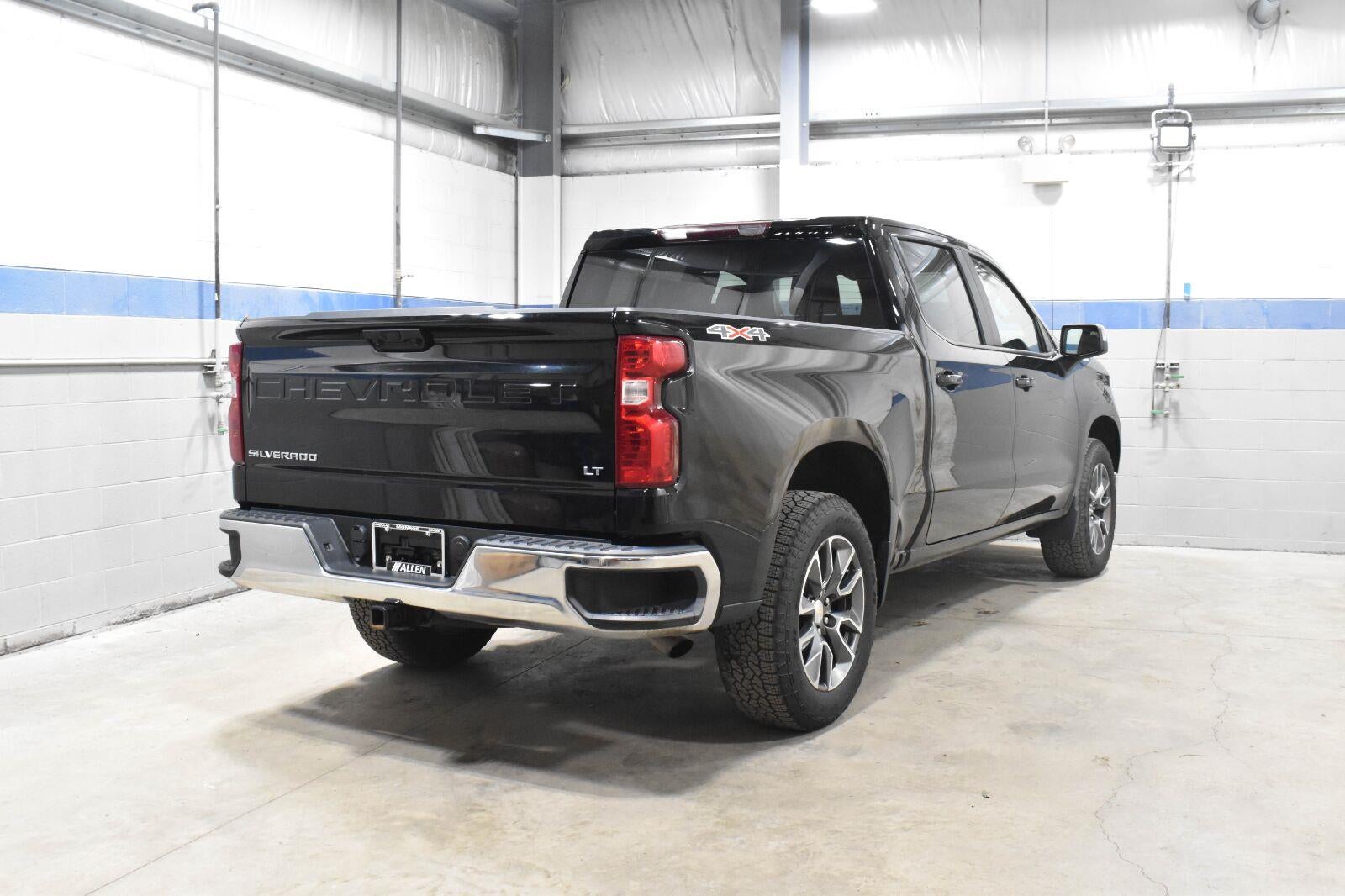 2024 Chevrolet Silverado 1500 LT (2FL)