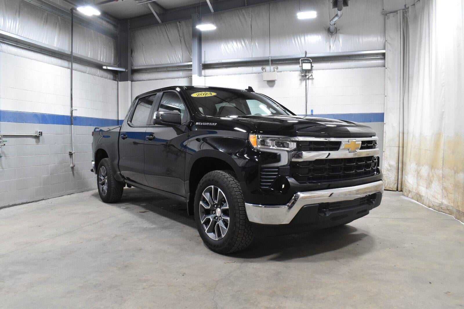 2024 Chevrolet Silverado 1500 LT (2FL)