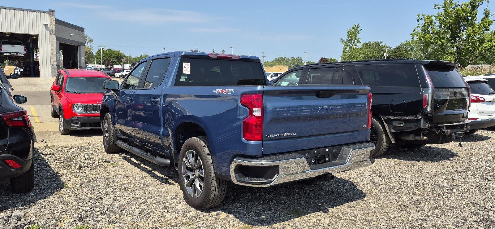 2024 Chevrolet Silverado 1500 LT (2FL)