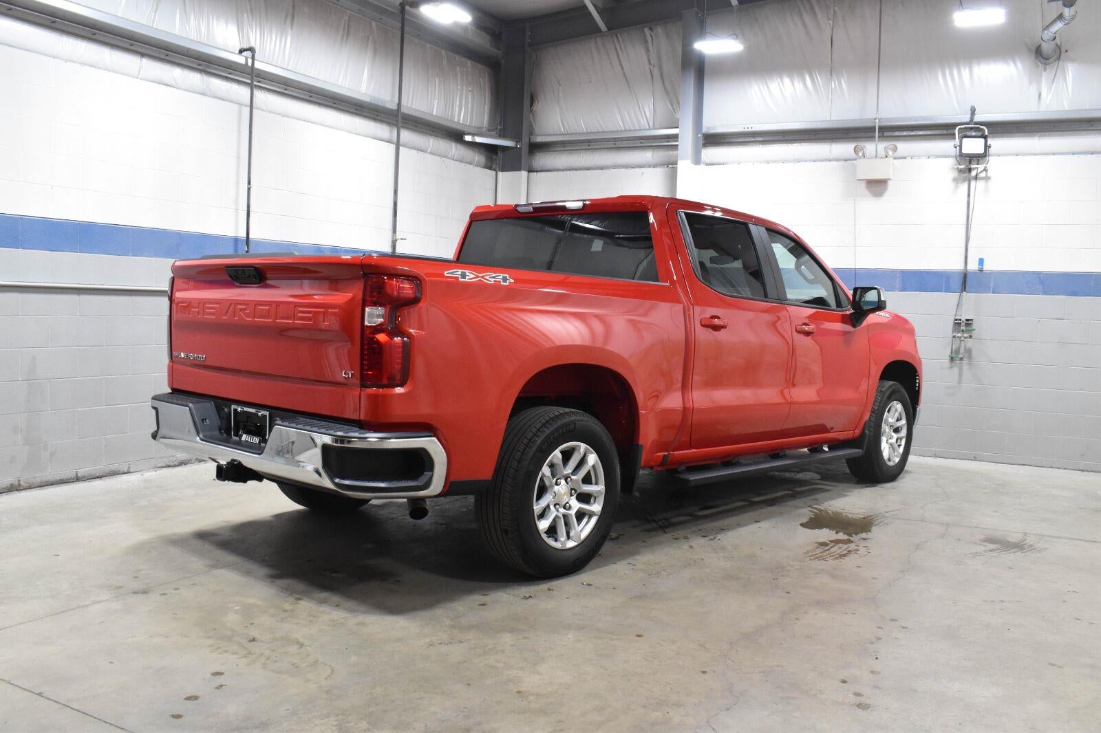 2025 Chevrolet Silverado 1500 LT (2FL)
