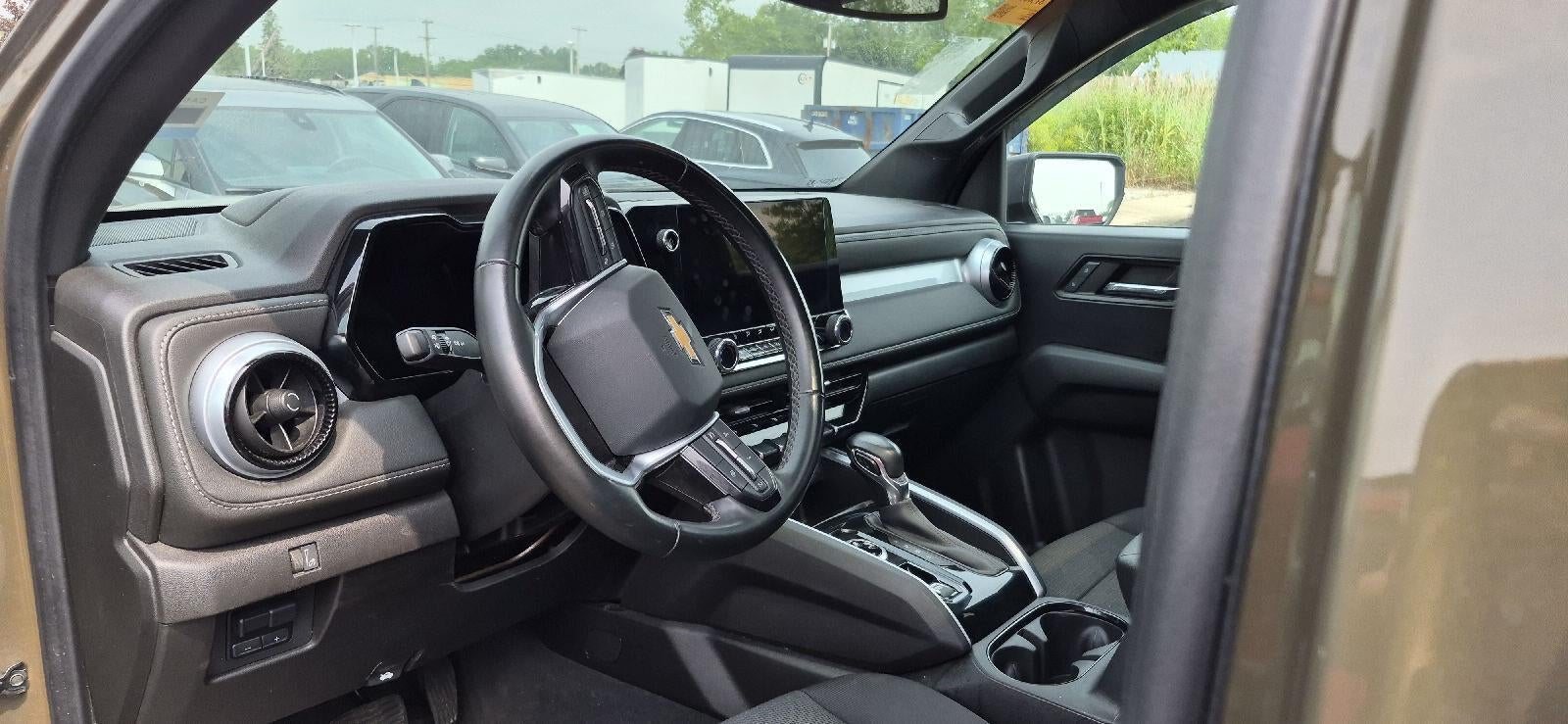 2024 Chevrolet Colorado LT