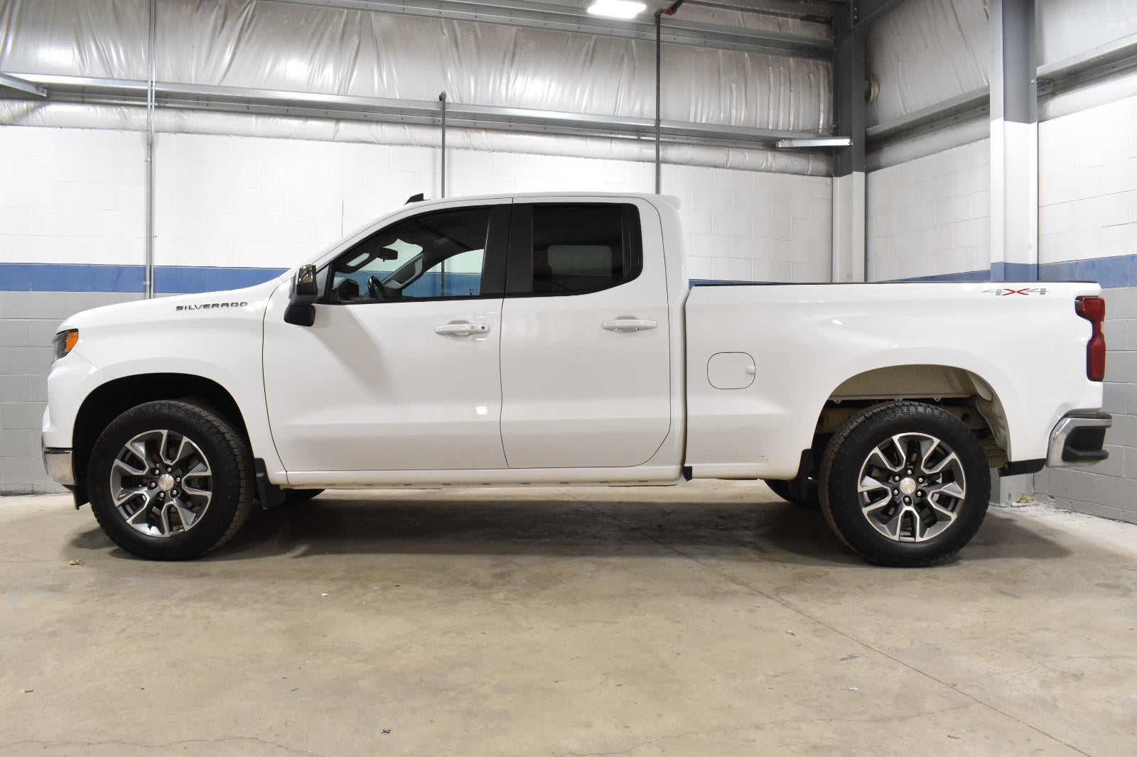 2022 Chevrolet Silverado 1500 LT (2FL)