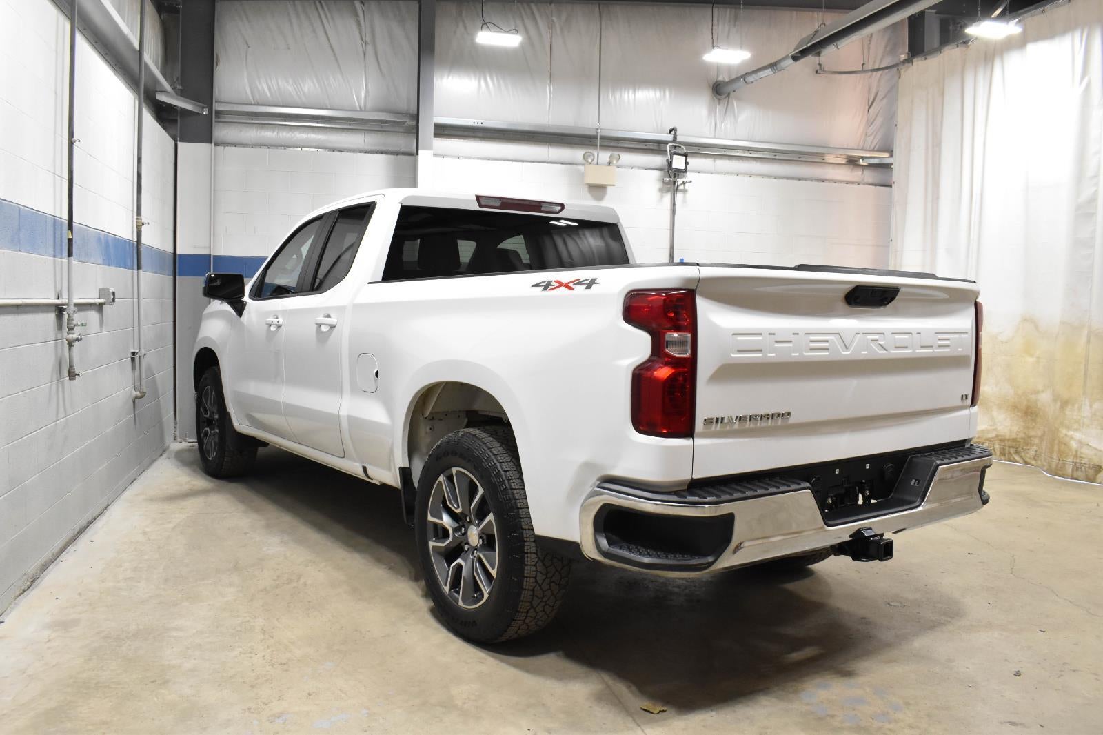 2022 Chevrolet Silverado 1500 LT (2FL)