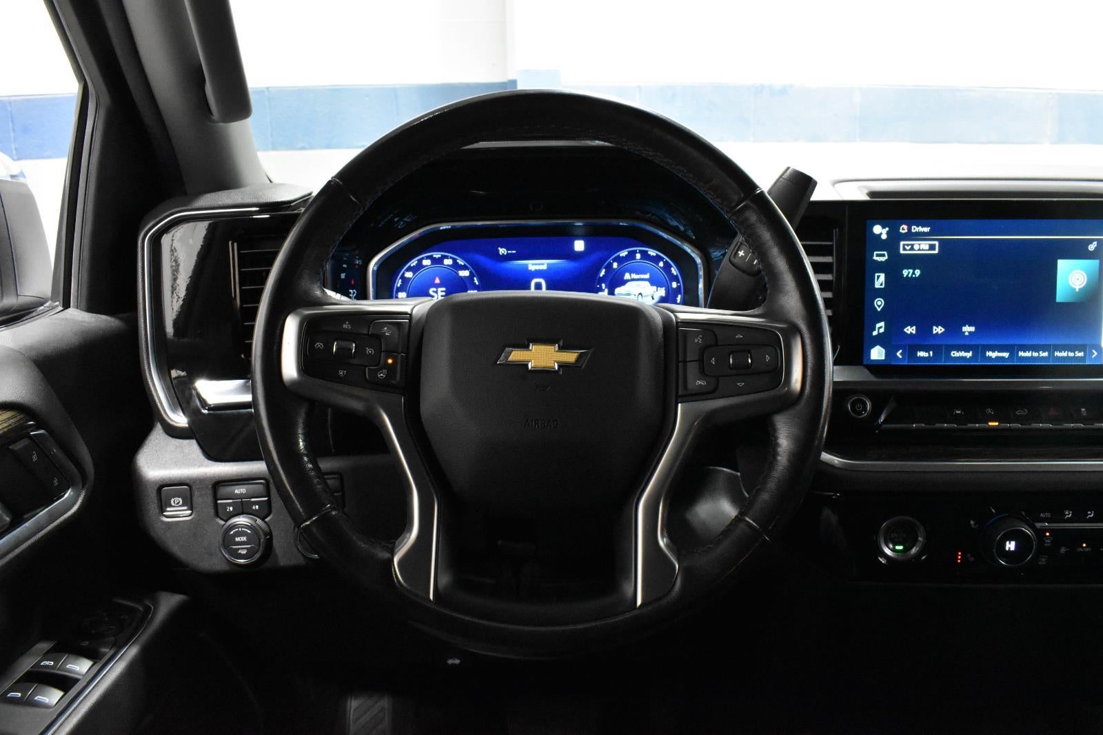 2022 Chevrolet Silverado 1500 LT (2FL)