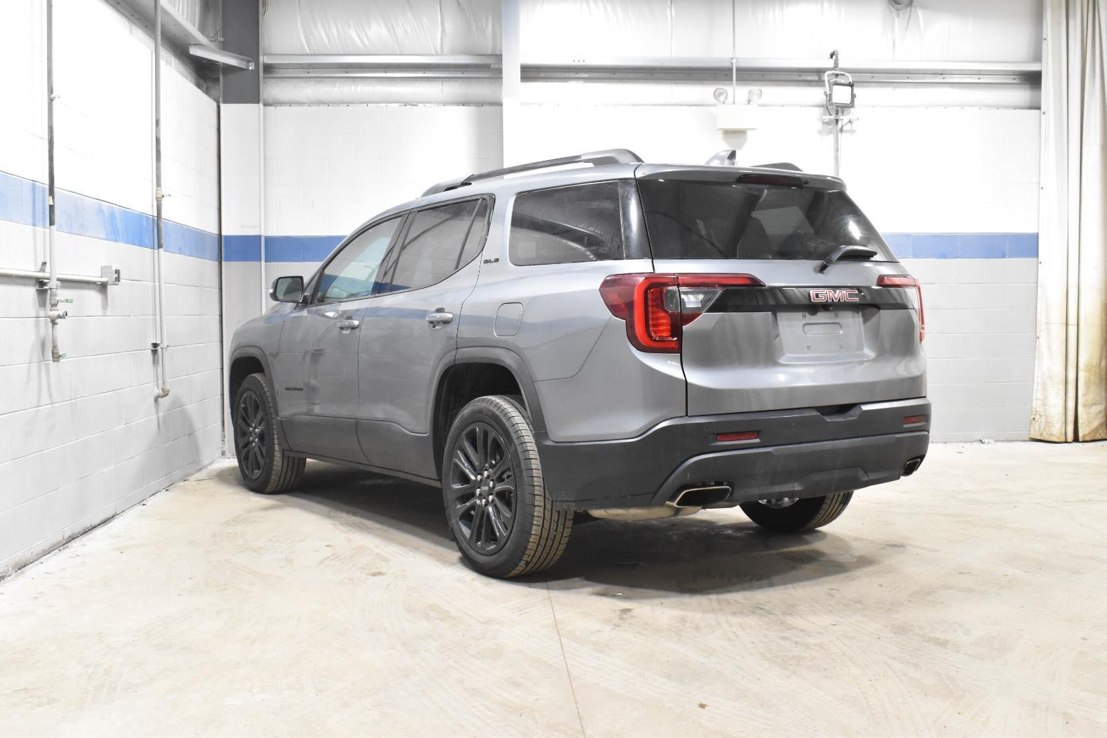 2022 GMC Acadia SLE